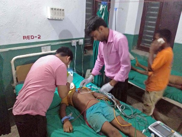 Man injured after falling off building, landing on iron rods at construction site in Thane