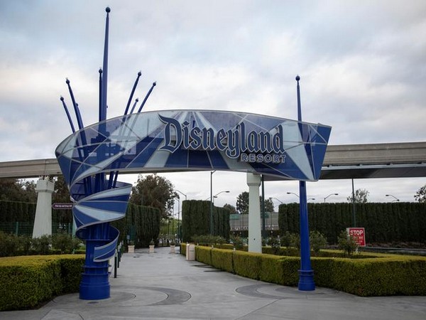 Disneyland reopening on hold as California delays theme park guidelines 