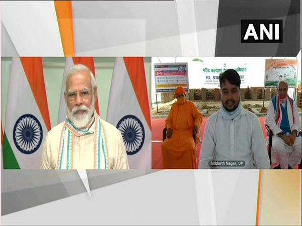 Uttar Pradesh leading India on path of Aatma Nirbhar and Rojgar Abhiyan: PM Modi