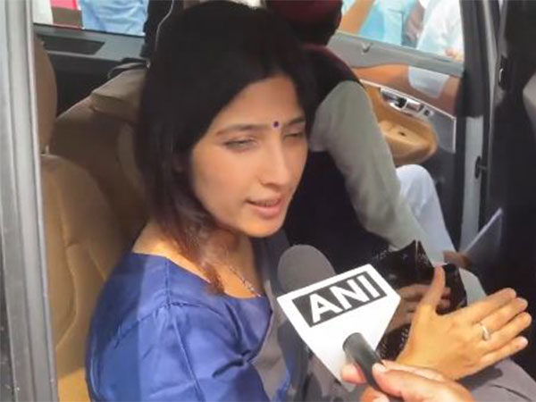 "Instead of past, we should talk about present": Dimple Yadav on Birla's condemnation motion on Emergency