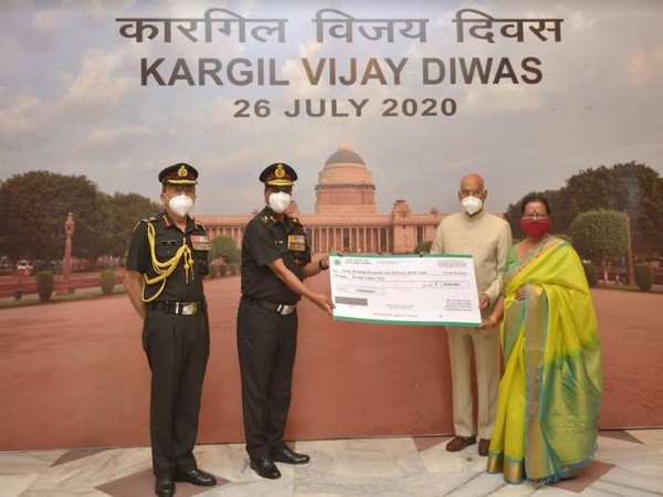 President Ram Nath Kovind donates to army hospital on Vijay Diwas