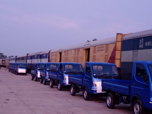51 trucks exported from India to Bangladesh