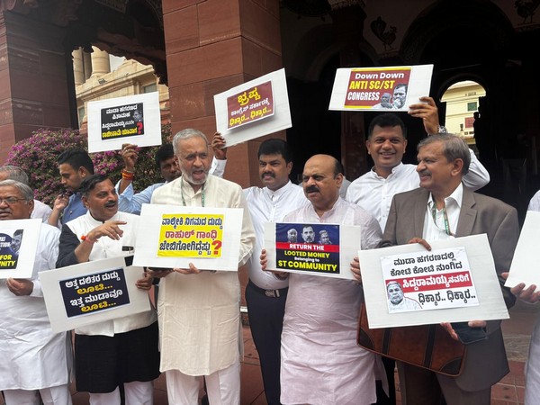 BJP Protests in Parliament Over MUDA and Valmiki Development Scams