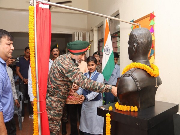 Statue of Kargil Hero Capt Haneef Uddin Unveiled at Kerala School