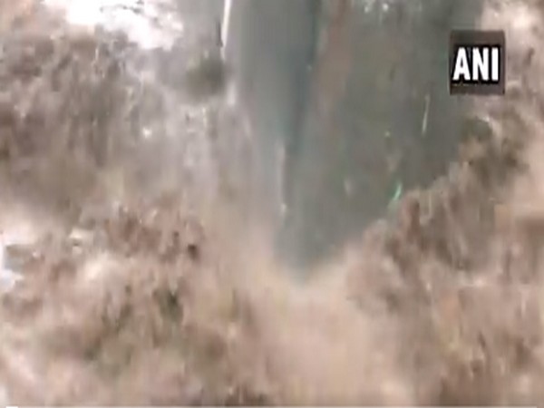 Saktoh, Darhali rivers overflowing, flood-like situation in Rajouri 