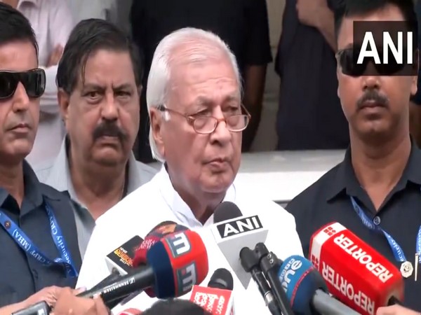 Governor and Chief Minister Clash Over Alleged Crimes Against the Nation in Kerala