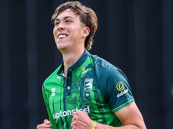 Josh Hull to Make England Debut in Decisive Test Against Sri Lanka