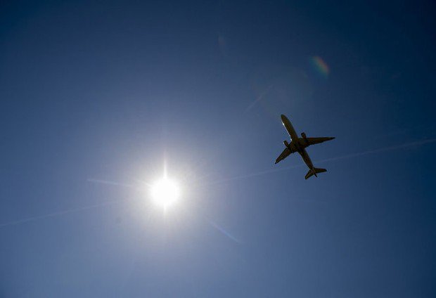 Jetliner lands in Newark after world's longest flight; having departed from Singapore