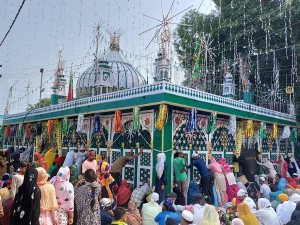 Uttarakhand: 107 Pakistani pilgrims arrive for annual Urs at Piran Kaliyar Dargah 