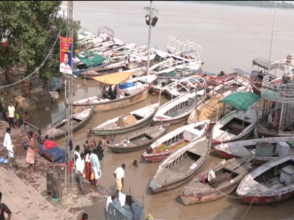 Varanasi Boatmen Struggle Amid Prolonged Boating Ban, Gather Unheard Pleas