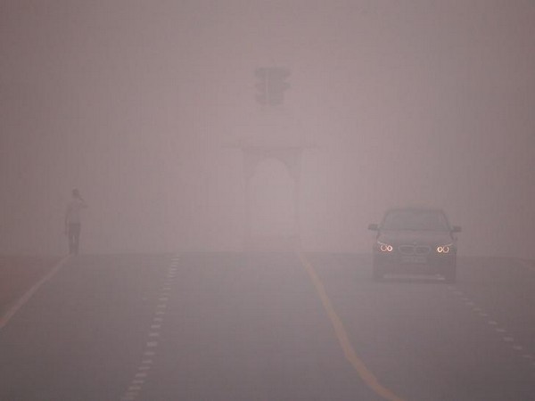 New Delhi's air pollution "visible killer": UN official