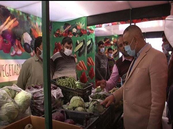 First organic vegetable market introduced in J-K's Srinagar