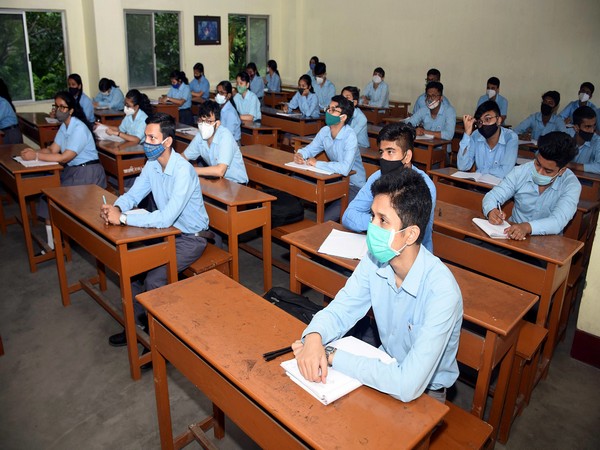  Students overwhelmed as Odisha govt resumes physical classes for standard 8