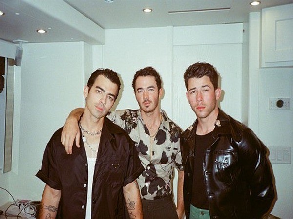 'Jonas Brothers Family Roast' to stream on Netflix in November