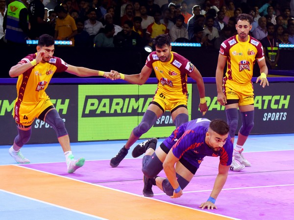 Dabang Delhi K.C. Triumphs Over Telugu Titans in Thrilling Pro Kabaddi Clash