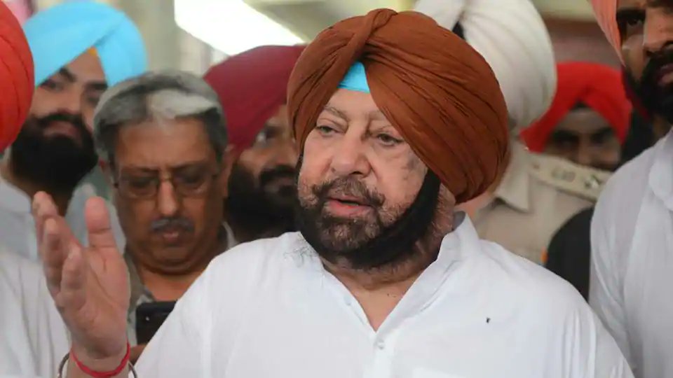 Amarinder hit out at Pak army chief, blames for terror activities in state