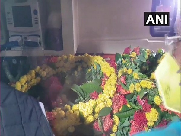 Mortal remains of Ahmed Patel reaches his native place in Gujarat's Bharuch
