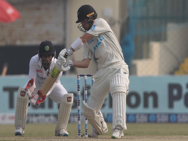 Ind vs NZ, 1st Test: Kiwis off to steady start in second session (Tea, Day 2)