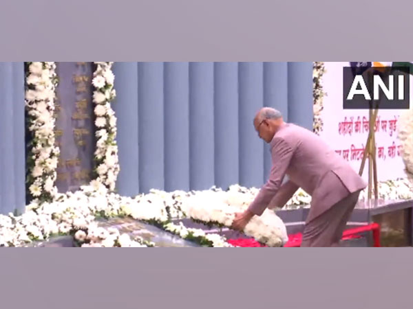On 15th anniversary of 26/11 terror attacks, Maharashtra CM Shinde, Governor lead tributes to fallen security personnel