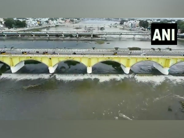 Tamil Nadu: Water level in Vaigai river rises due to heavy rainfall in Madurai