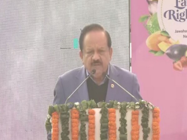 Dual burden of obesity, malnutrition can be tackled through healthy diet: Dr Harsh Vardhan