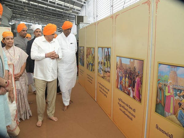 Gujarat CM Bhupendra Patel Honours Sikh Martyrs at Veer Bal Diwas