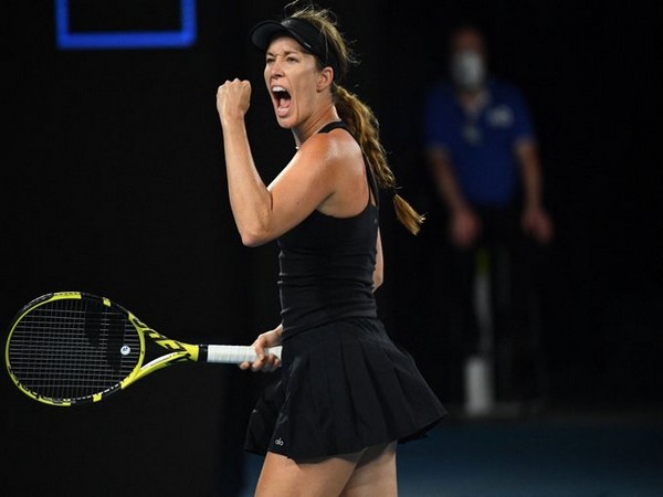 Australia Open: Danielle Collins storms into final after defeating Iga Swiatek