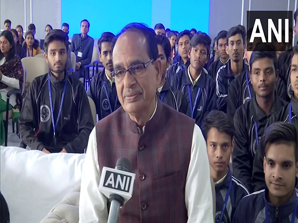 PM solved problems of students with his experience: MP CM Chouhan praised PM Modi