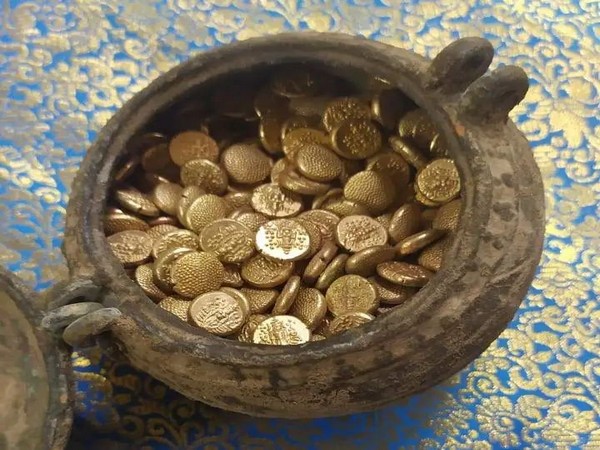 Gold coins weighing 1.7 kg found in digging near temple in Tiruchirappalli