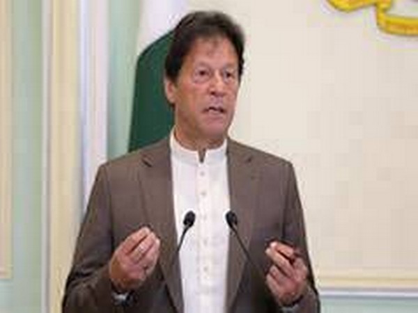 Pak PM Imran bats for electoral reforms for fair elections; to introduce EVMs