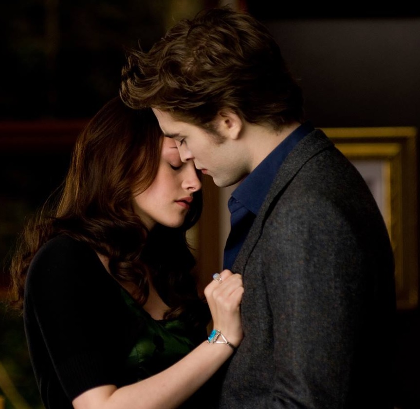 Kristen Stewart calls Robert Pattinson ‘best’, shows gratitude to Twilight for her career