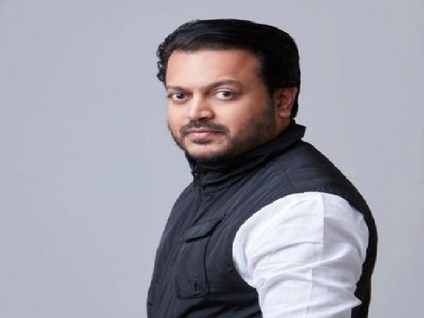 Free treatment of COVID-19 patients in govt, civic hospitals: Maharashtra Minister Amit Deshmukh