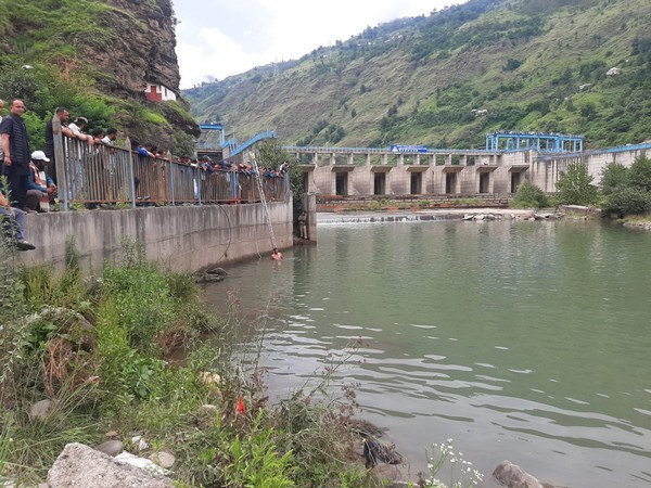 Himachal Pradesh: Man drowns while taking bath in river, rescue operation underway