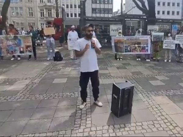 Baloch rights organisation holds protests in Germany, raises awareness about atrocities in Balochistan  