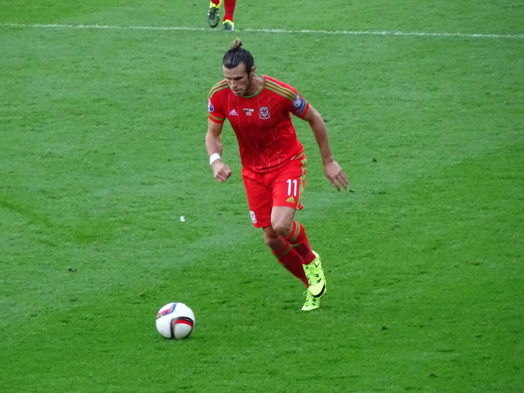 Soccer-Bale more excited to represent Wales than Real Madrid