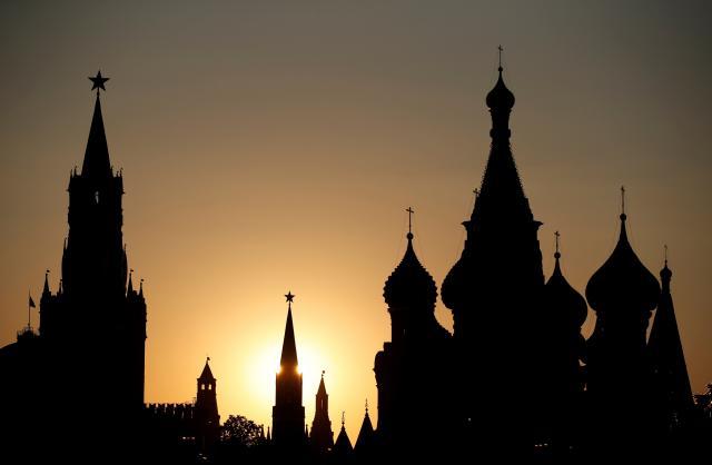 kremlin say EU sanctions against men accused for poisoning Skripal are negative 