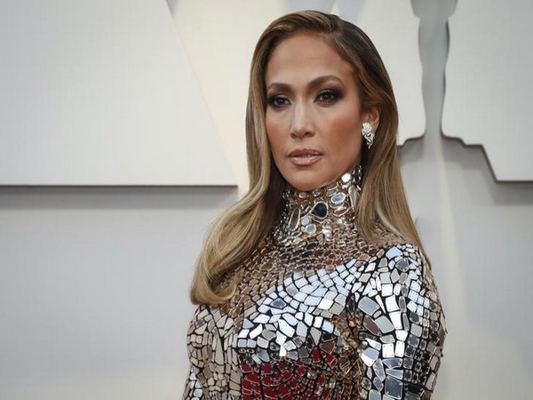 Jennifer Lopez regrets turning down 'Unfaithful'