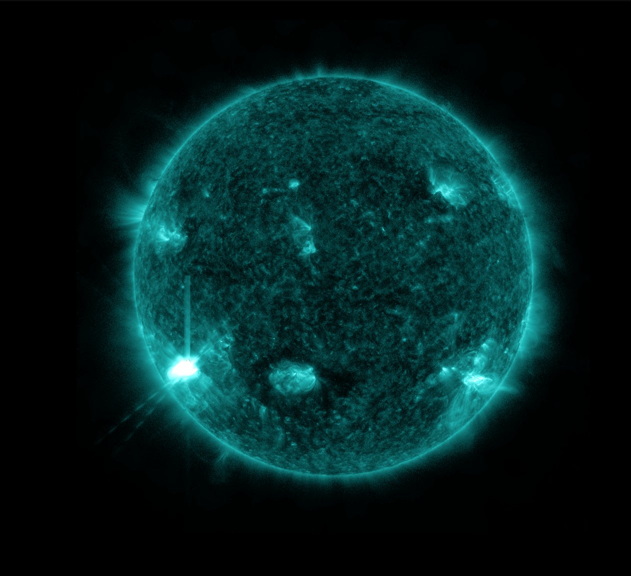 Sun emits moderate flares; NASA observatory captures events: See pic