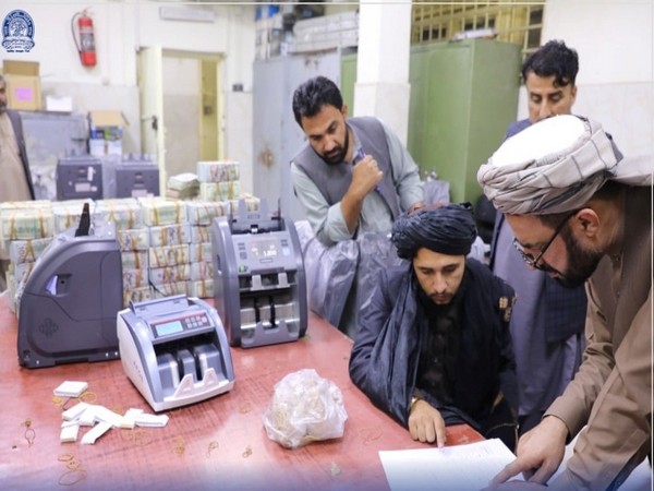 Taliban to focus on strengthening Afghanistan's banking system, says economic growth of utmost importance