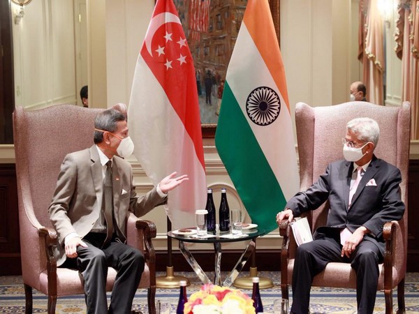 EAM Jaishankar meets his Singaporean counterpart, discusses Indo-Pacific developments