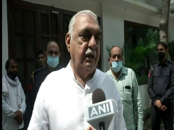 Repeal of farm laws must follow dropping of cases against farmers: Hooda