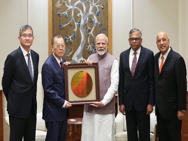 PM Modi Discusses Semiconductor Expansion with Tata Sons and PSMC