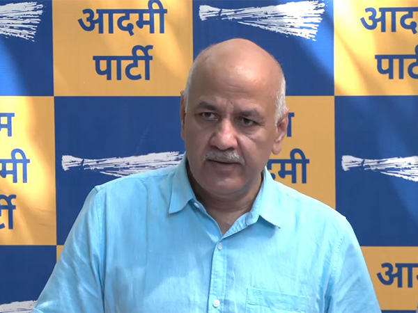 Manish Sisodia Criticizes Delhi LG's Directive on MCD Election