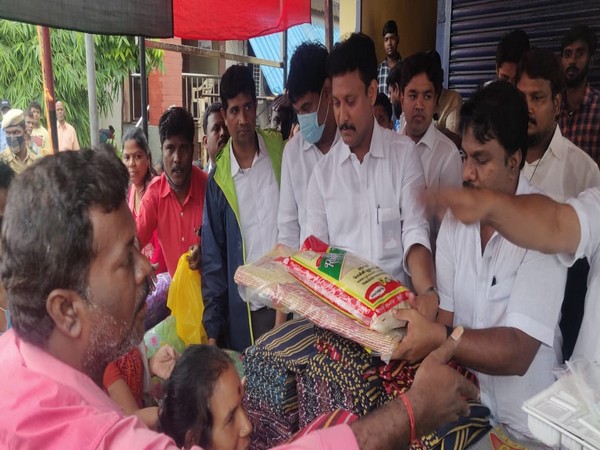 DMK celebrates Udayanidhi Stalin's birthday by distributing relief materials in flood-affected areas