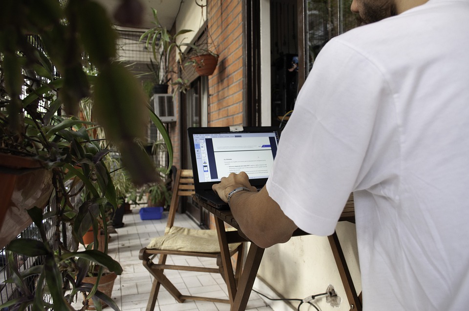 Workers' paradise? Portugal's new teleworking law takes flak