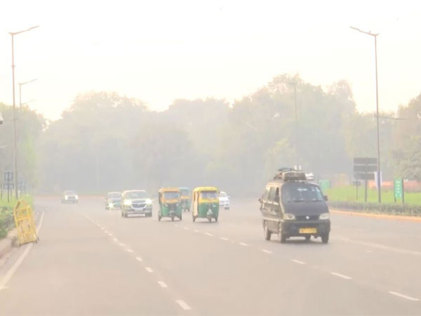 Delhi's Air Quality Crisis: Urgent Measures and Public Reactions