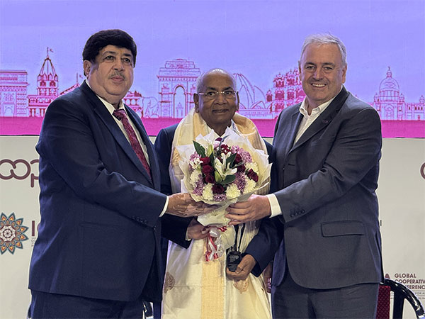 IFFCO's US Awasthi Honored with Prestigious 2024 Rochdale Pioneers Award