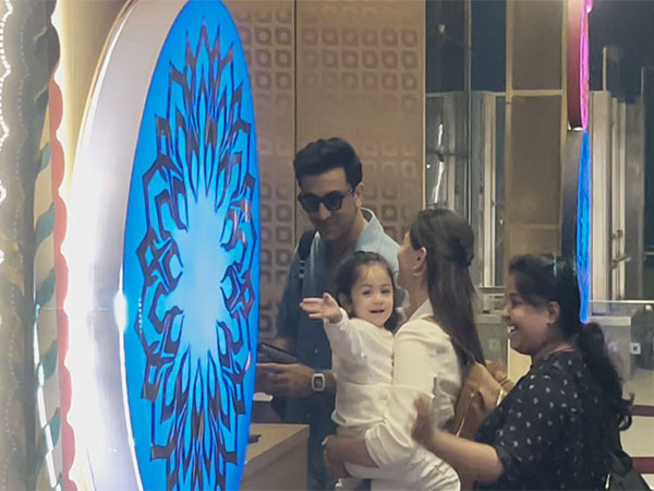 Ranbir, Alia and Raha's Adorable Airport Sighting Sparks Joy