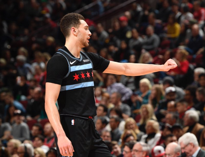 LaVine free throws lift Bulls over Spurs
