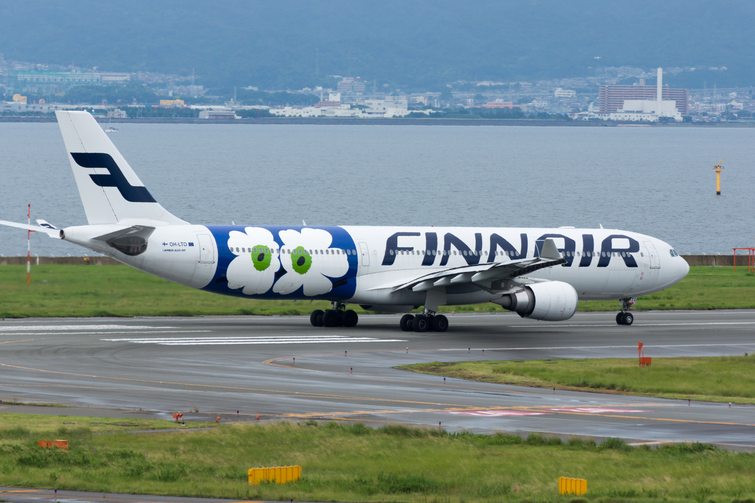 Finnair cuts more than half of planned flights in October